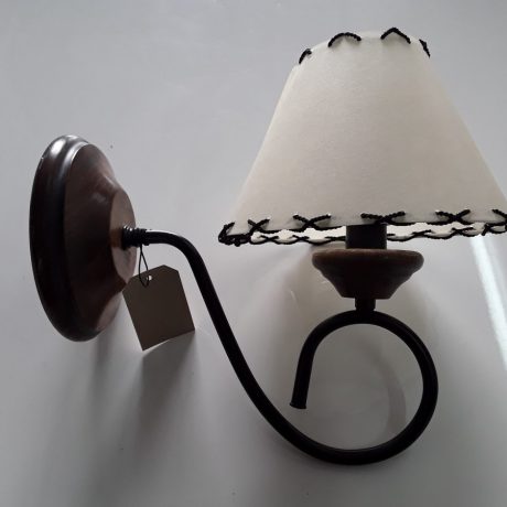 (50) (CK09050) Wall Lamp.15.00 euros.