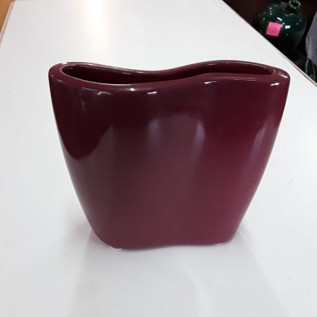 (CK07110) Red Ceramic vase 18cm High.5.00 euros.