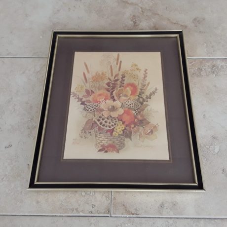 (128) (CK14128) Framed Flower Print.32cm x 27cm.5.00 euros.