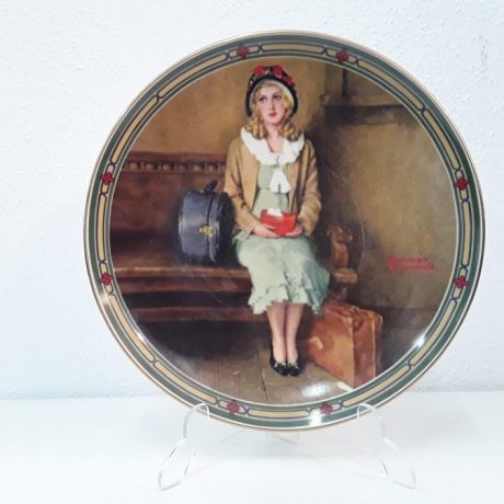 (89a) (CK06089) Limited Edition Fine Bone China Plate.A Young Girl´s Dream By Norman Rockwell. 21cm Diameter.20.00 euros.www.casaking.es