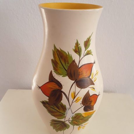 CK07116N Ceramic Vase With A Floral Design Made In Englang Brentleigh Sandown 25cm High 10 euros