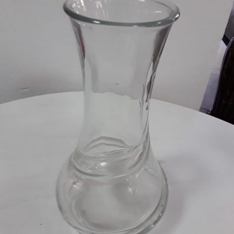 CK11184N Glass Flower Vase 21cm High 6 euros