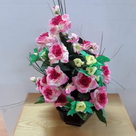 CK11023N Artificial Flower Display 38cm High 8 euros