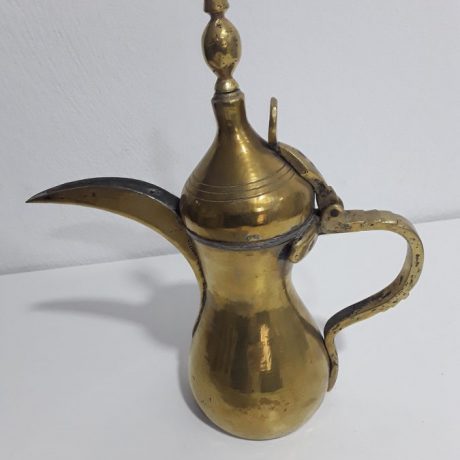 CK13149N Vintage Arabic Brass Dallah 31cm High 49 euros
