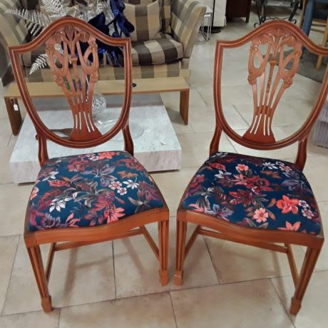 CK15015N Two Matching Wooden Framed Cushioned Chairs 80 euros