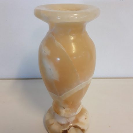CK13029N Marble Vase 20cm High 25 euros