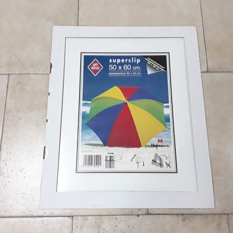 CK13070N NEW Superclip Picture Frame 50cm x 60cm 12 euros