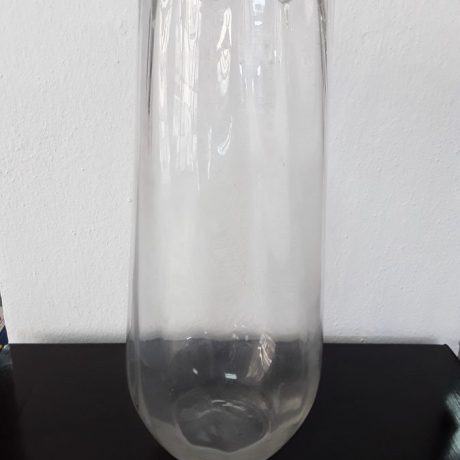 CK11042N Glass Flower Vase 32cm High 8 euros