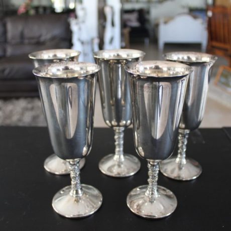 CK13047N Five Matching Silver Plated Goblets 17cm High 25 euros