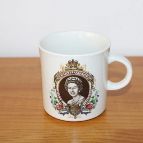 CK20032N Vintage Ceramic Commemorative Silver Jubilee Mug 1977 Queen Elizabeth II Made In England 24 euro