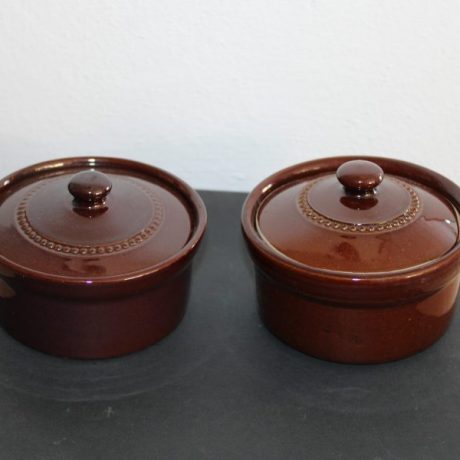 CK07083N Two Matching Ceramic Hotpot Bowls 13cm Diameter 9cm High 12 euros