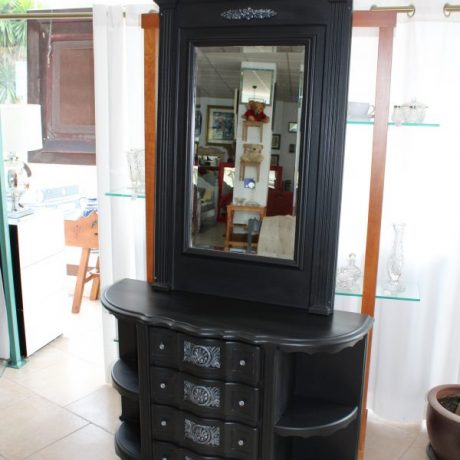 CK22015N Hand Painted Vintage Dresser With Matching Mirror Dresser 111cm Wide 80cm High 40cm Deep 179 euros