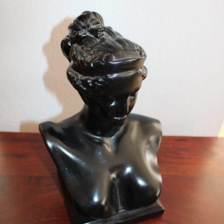 CK11263N Resin Bust Aphrodite Goddess Of Beauty 24cm High 20 euros