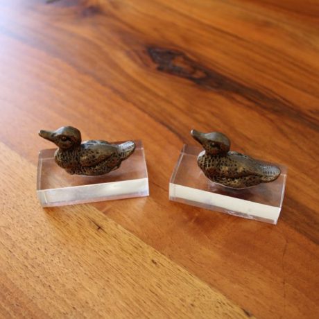 CK13042N Two Matching Paper Wieghts Prepex Bases Brass Ducks 6cm Long 8 euros