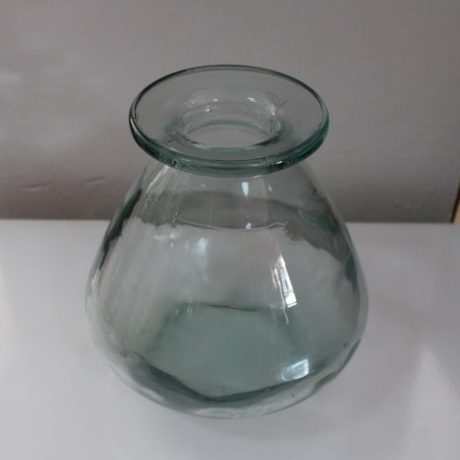 CK11260N Glass Vase 22cm High 14 euros