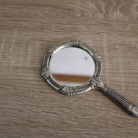 CK12005N Miniature Metal Framed Mirror 11cm Long 5 euros