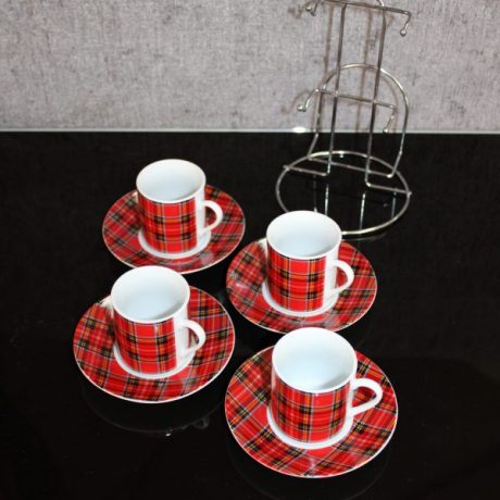 CK07064N Four Matching Cups And Saucers With Metal Stacking Rack 8 euros