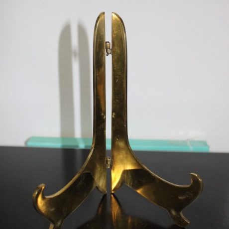 CK13143N Solid Brass Plate Display Stand 17cm High 6 euros