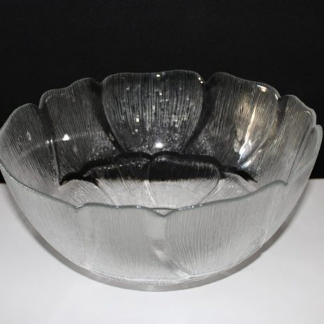 CK11270N Glass Bowl 31cm Diameter 14cm High 9 euros