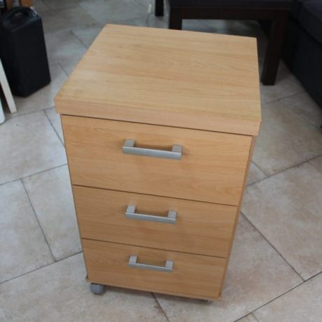 CK04029N Three Drawer Storage Cabinet On Wheels 68cm High 40cm Wide 39cm Deep 24 euros