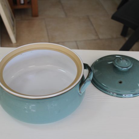 CK07119N Denby Azure Rimmed Casorole Dish 20cm Diameter 10cm High 24 euros
