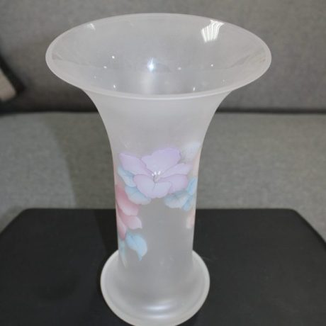 CK11260N Glass Flower Vase 32cm High 16 euros
