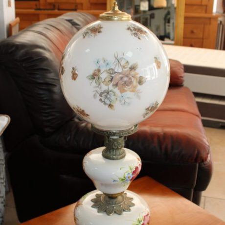 CK09095N Vintage Glass Globe Table Lamp 62cm High 28 euros