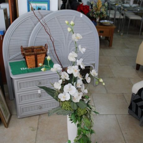 CK05030N Artifical Flower Display Within A Ceramic Vase 120cm High 28 eyris