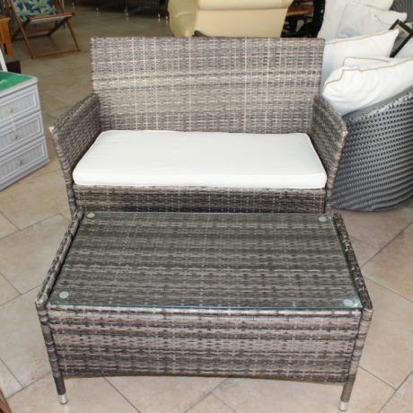 CK23003N Patio Set Two Seater Plastic Rattan Sofa 110cm Long Matching Coffee Table 46cm High 90cm Long 50cm Deep 159 euros