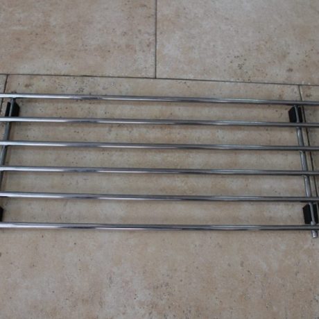 CK13091N Chrome Plated Hot Plate Rack 21cm x 50cm 5 euros