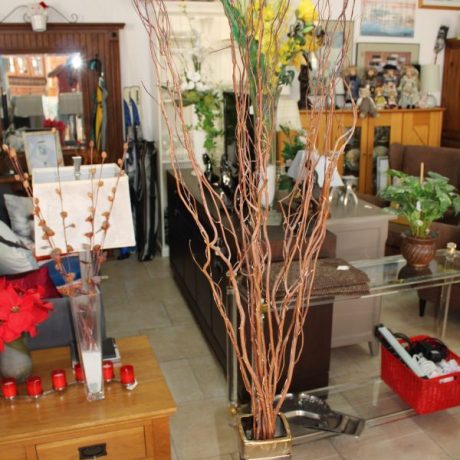 CK05038N Decortive Twigs Within A Ceramic Vase 126cm High18 euros