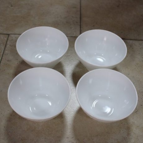 CK07241N Four Matching Ceramic Bowls 13cm Diameter 7cm High 2 euros