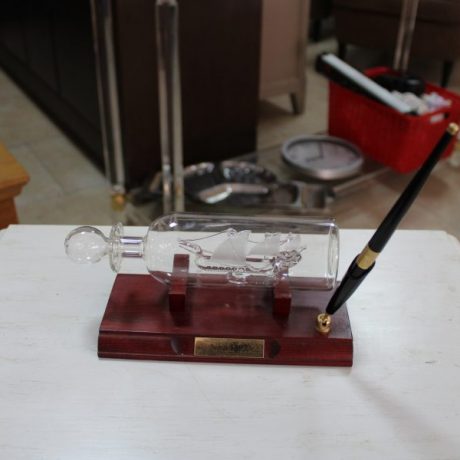 CK13259N Wooden Base Glass Ship In A Bottle Pen Holder 20cm Long 18 euros