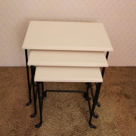 CK17024N Metal Framed Wooden Tops Nest Of Tables Big 50cm x 32cm 49cm High Medium 42cm x 28cm 46cm High Small 34cm x 24cm 42cm High 59 euros