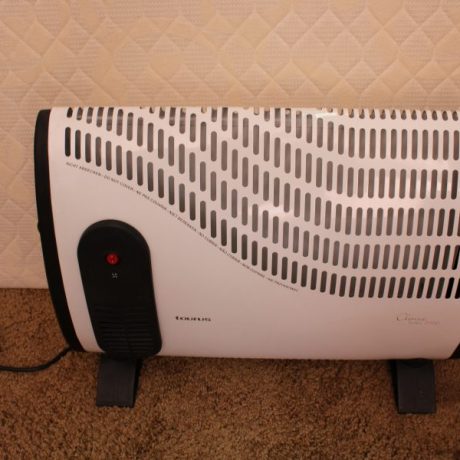 CK19040N Taurus Clima Turbo 2000 Electric Heater 60cm Long 44cm High 22 euros
