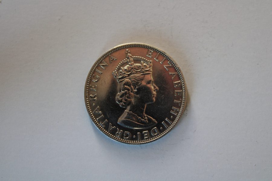 1CK33004H 1964 Silver Crown Features Queen Elizaberth II And Bermuda Coat Of Arms 39 euros