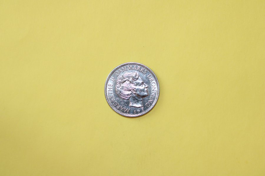 1 CK33316H 1979 2 Coins In Stock 1977 4 Coins In Stock 1 Krone Coins Denmark 4 euros 4 Eurs EACH
